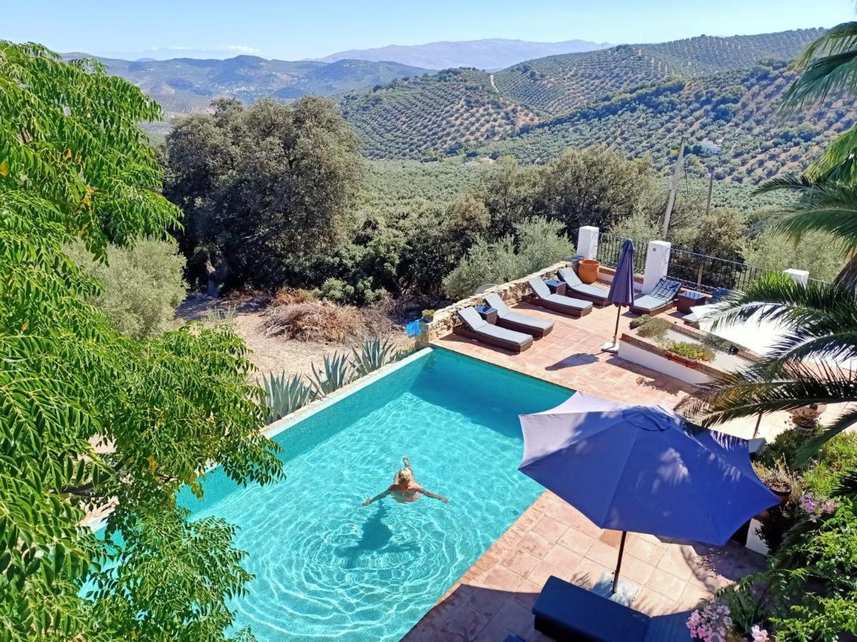 Bed and Breakfast Cortijo La Haza Iznájar Exterior foto