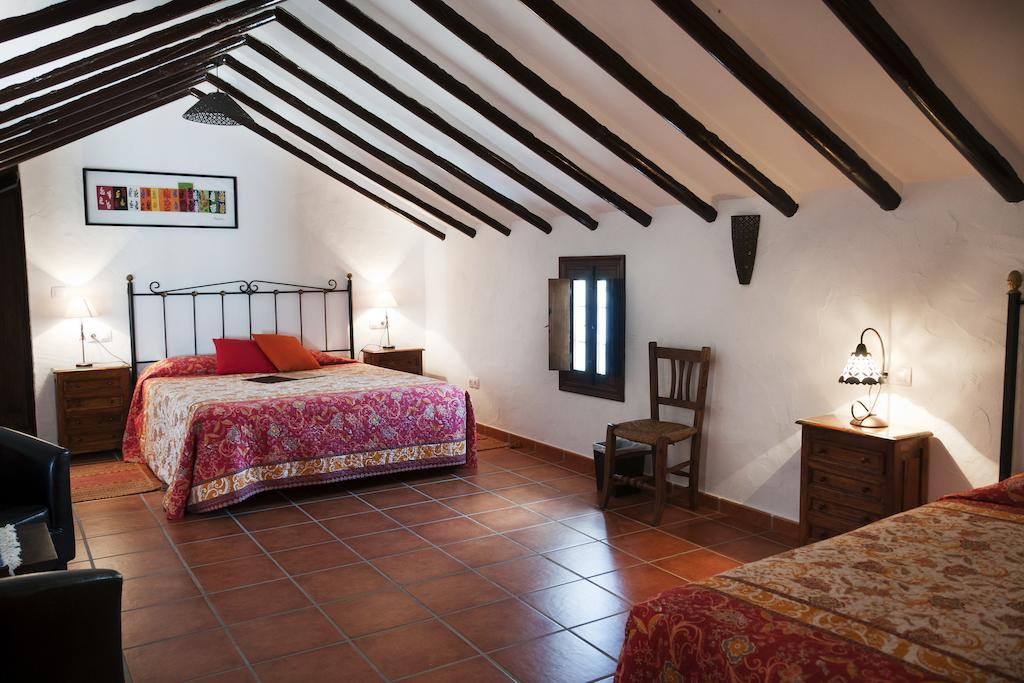 Bed and Breakfast Cortijo La Haza Iznájar Zimmer foto