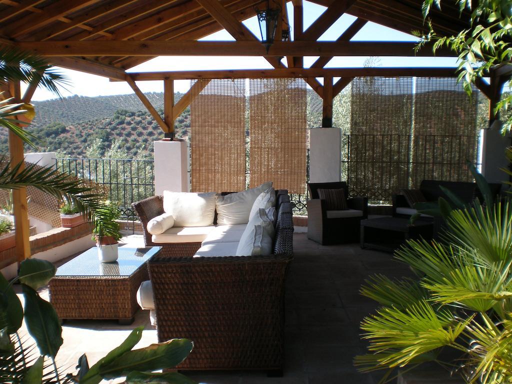 Bed and Breakfast Cortijo La Haza Iznájar Exterior foto